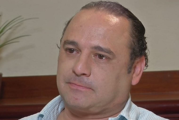 Hijo mayor de Juan Gabriel es internado en un centro de rehabilitación