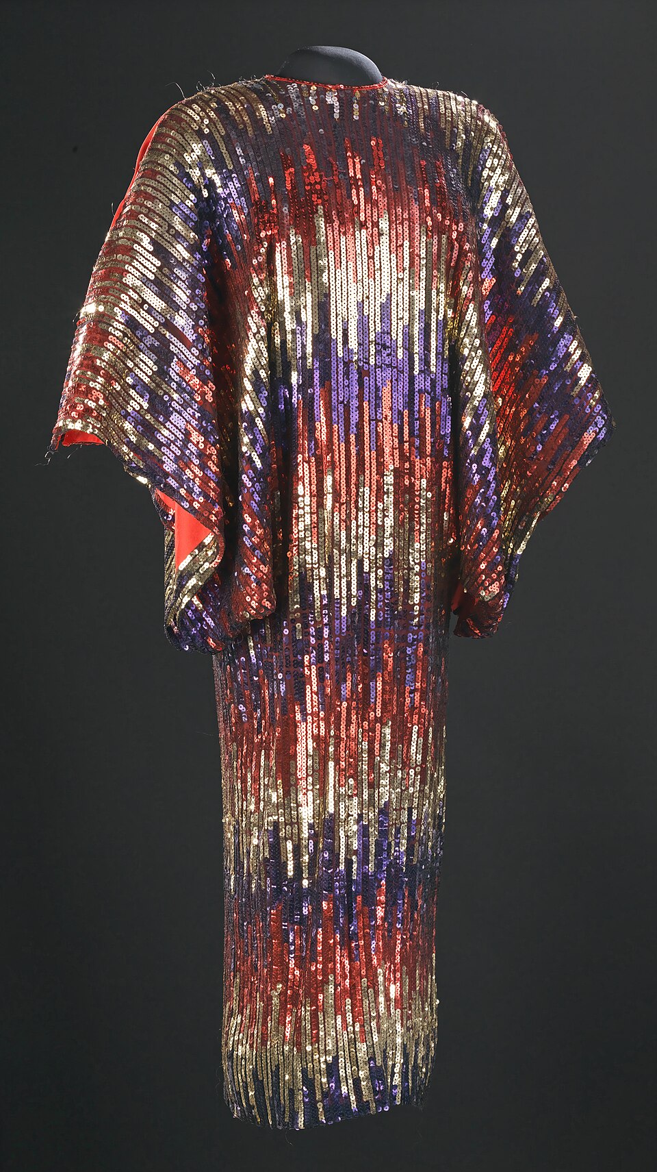 Vestido de Celia Cruz diseñado por José Enrique Arteaga.