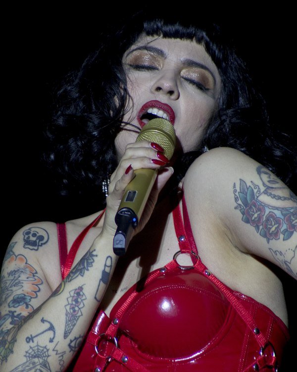 Mon Laferte en el escenario