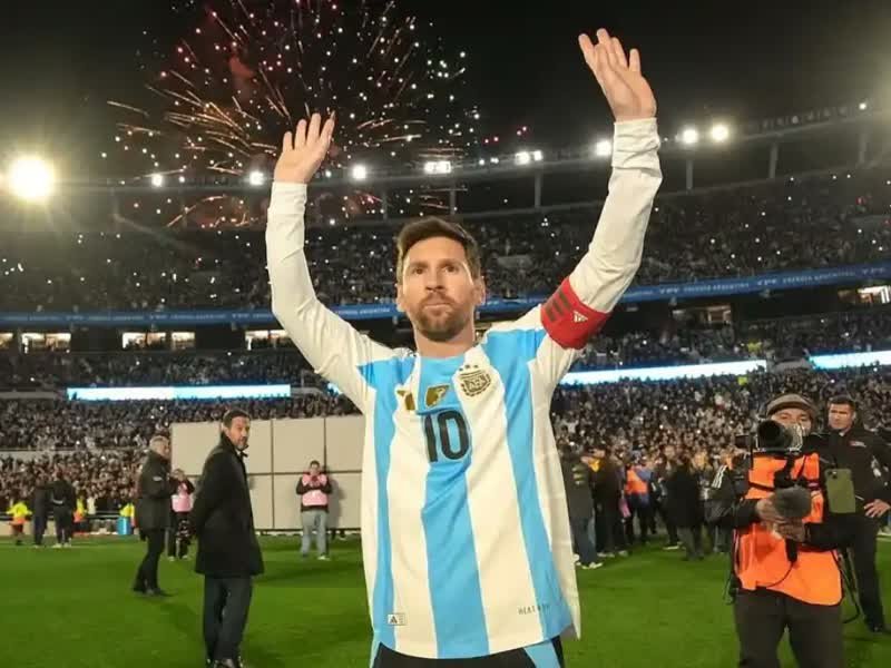 Messi se despide de la selección argentina: el emotivo adiós del 10 en el Monumental